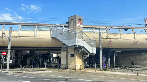 Monte Escalier Qualité Pose monte escalier Cenon