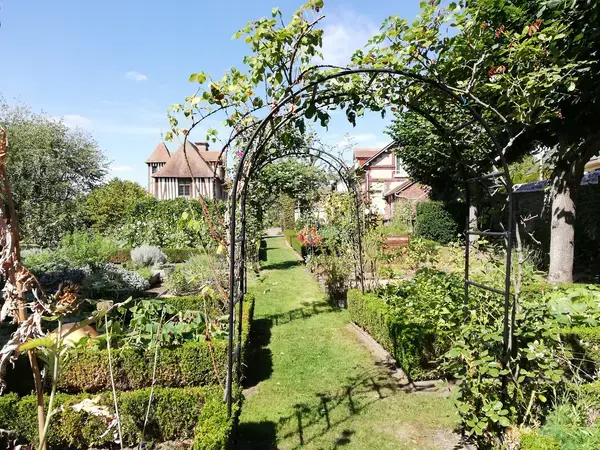 Monte Escalier Qualité Pose monte escalier Petit-Couronne